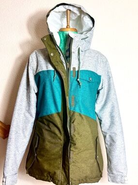 Aperture Teal, Olive & Light Gray Colorblock Hooded Ski Jacket
